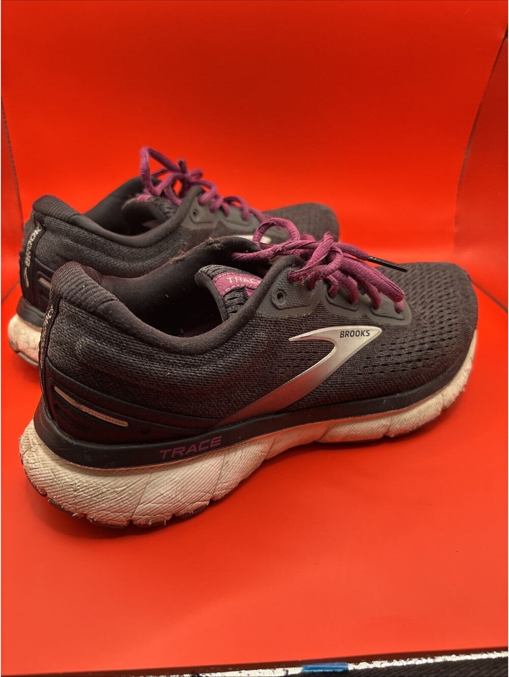 Brooks Trace Juan Women's Running Sneakers Size 7.5 US Black